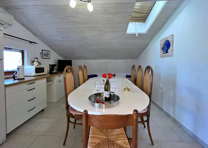 ゲストハウス Srdoc 3*