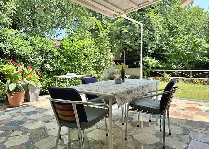 Srdoc ゲストハウス