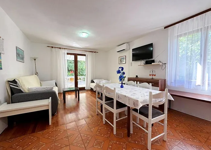 Srdoc Πανσιόν