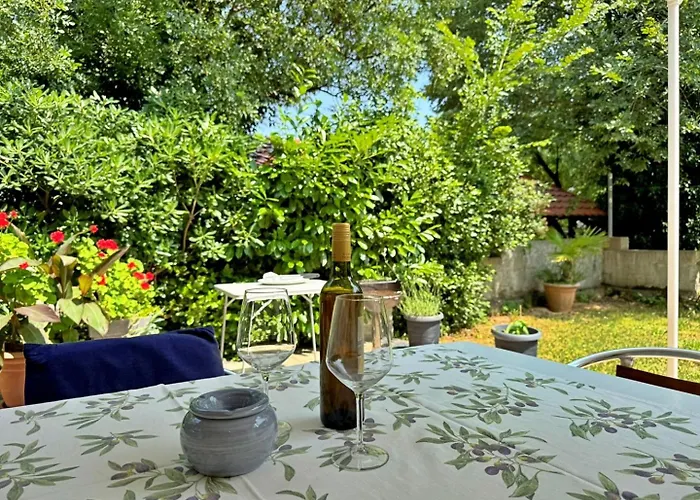 招待所 Srdoc Šilo